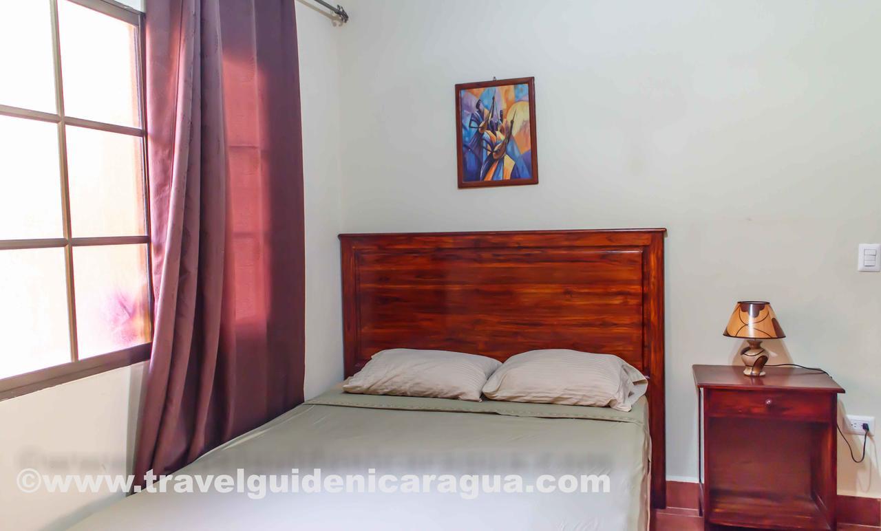 Fullmoon Hotel Granada Quarto foto