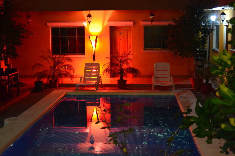 Fullmoon Hotel Granada Exterior foto